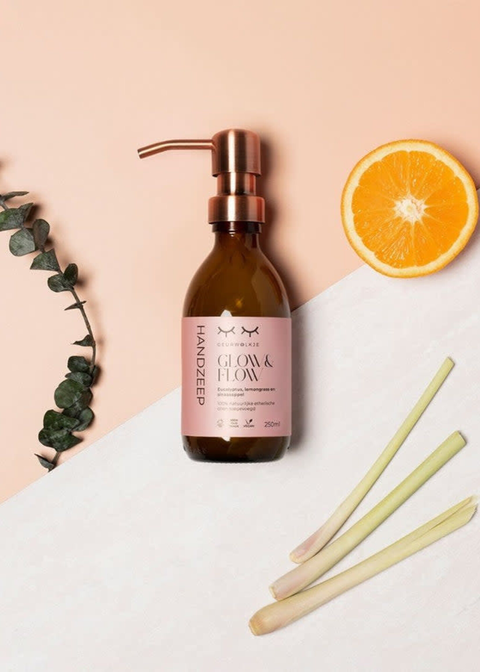 Glow & Flow handzeep 250 ml, Geurwolkje