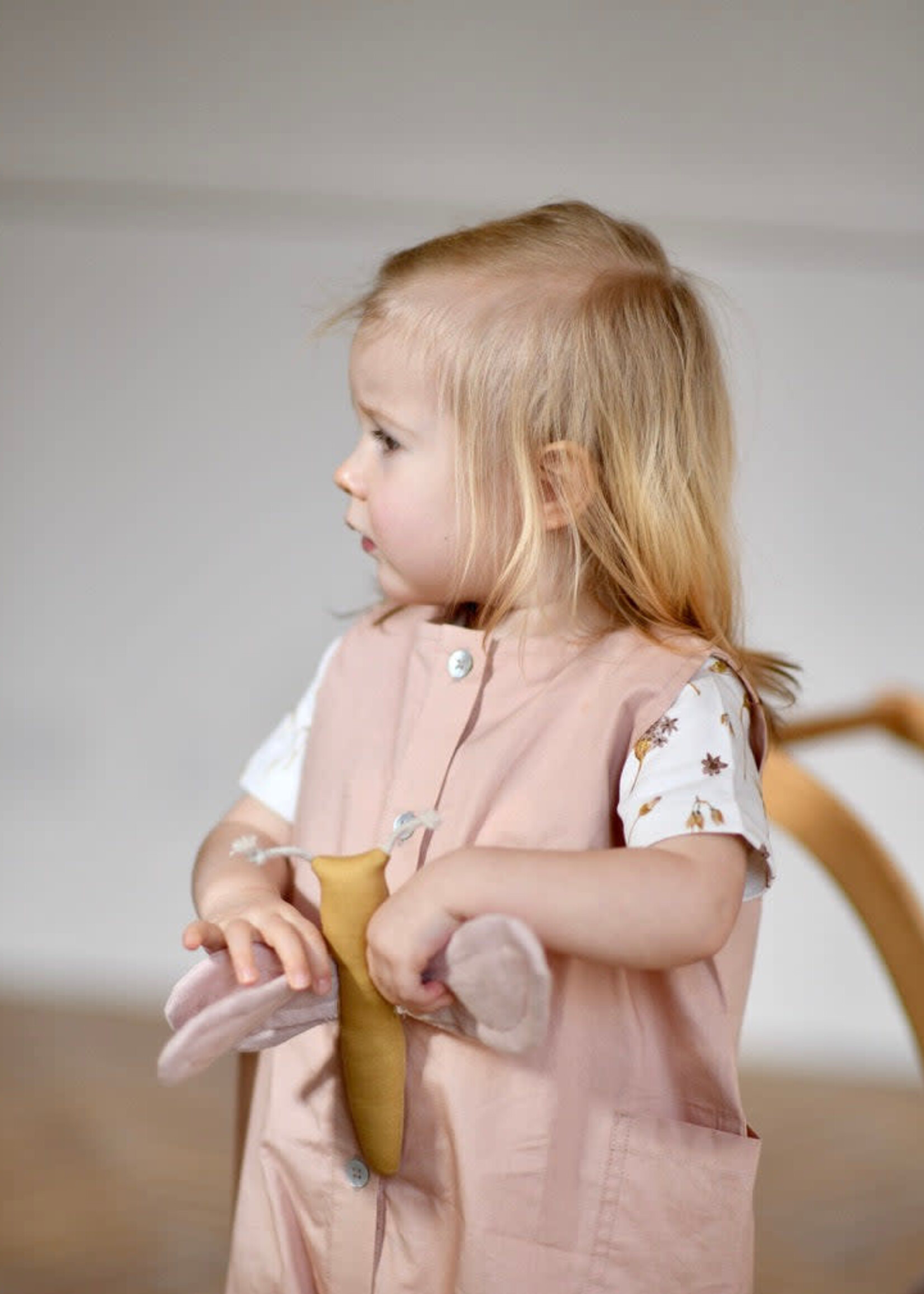 Saga Copenhagen Activity toy butterfly Misty rose, Saga Copenhagen