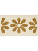 A la Collection Medium rug 3 daisies, A La Collection