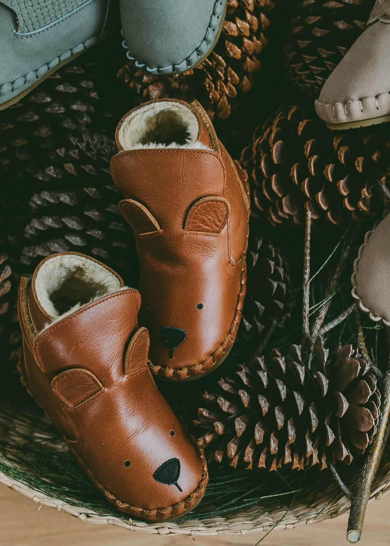 Kapi classic lining cognac Bear, Donsje