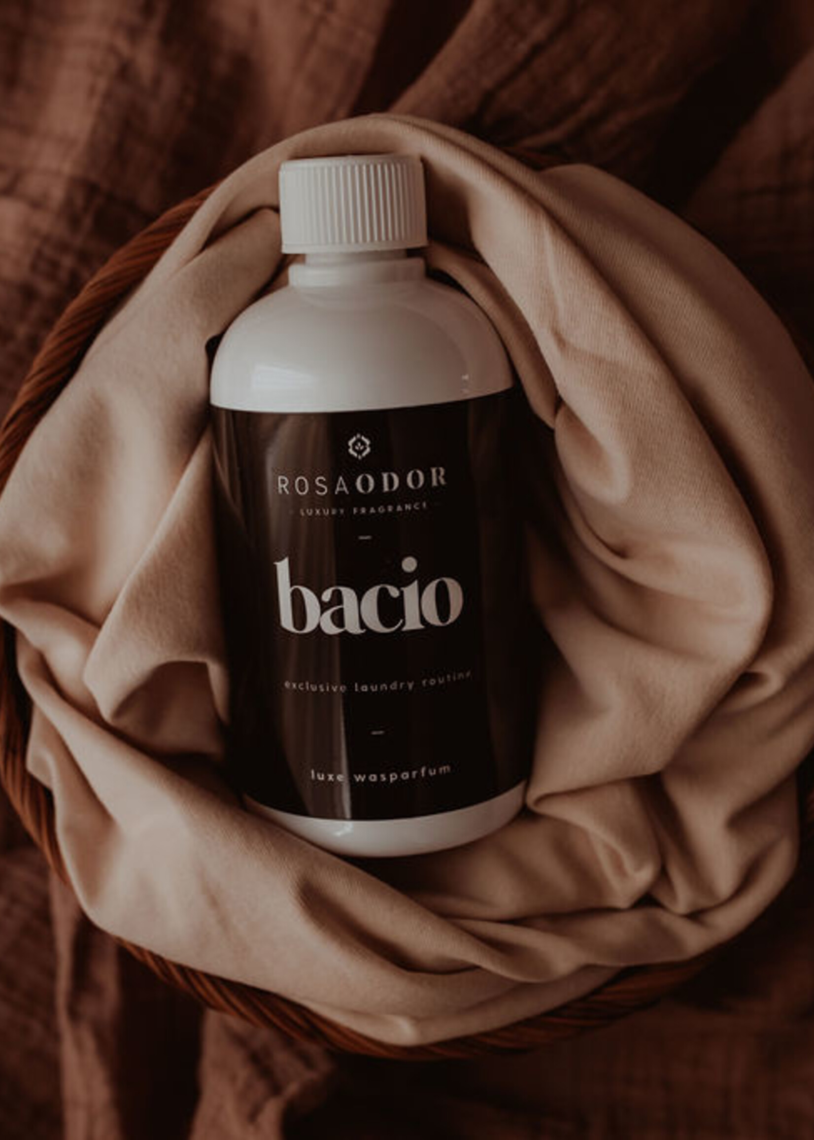 Rosaodor wasparfum Bacio, Rosaodor