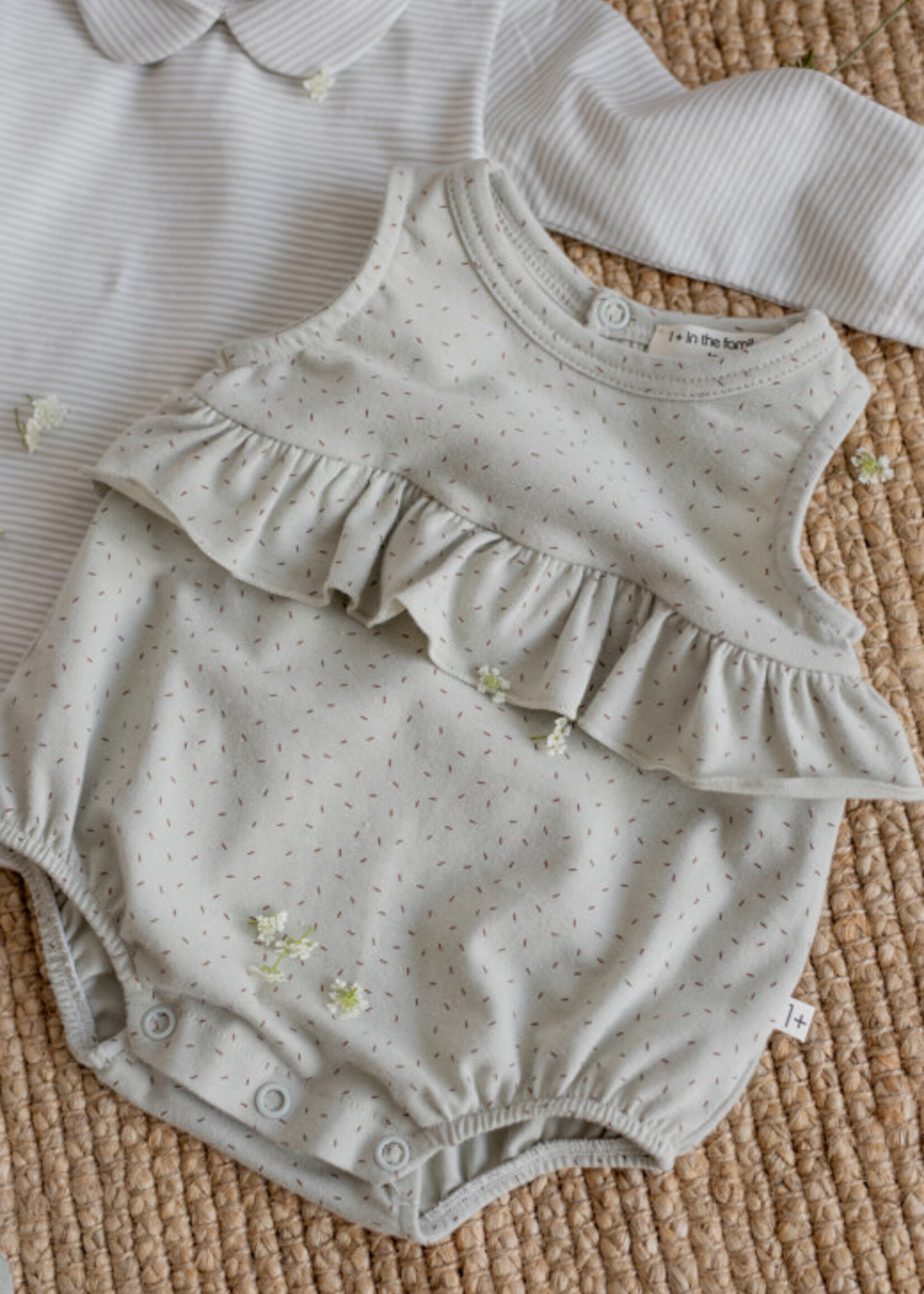 1 + in The Family Newborn romper Vinyet jade, 1+ in the Family