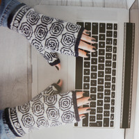 Stiebner Verlag Lettisch stricken – 50 Strickmuster für Handschuhe und Stulpen