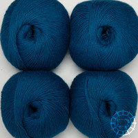«Woolpack Yarn Collection» Baby Alpaka Socks – Pfau