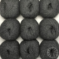 Woolpack Yarn Collection Baby Alpaca DK – Gris foncé