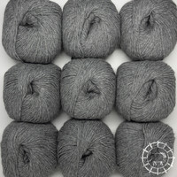 Woolpack Yarn Collection Baby Alpaca DK – Gris (ne sera plus produit)