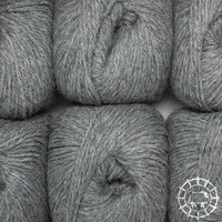 Woolpack Yarn Collection Baby Alpaca DK – Gris (ne sera plus produit)