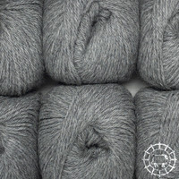 Woolpack Yarn Collection Baby Alpaka DK – Mittelgrau (geht aus dem Sortiment)