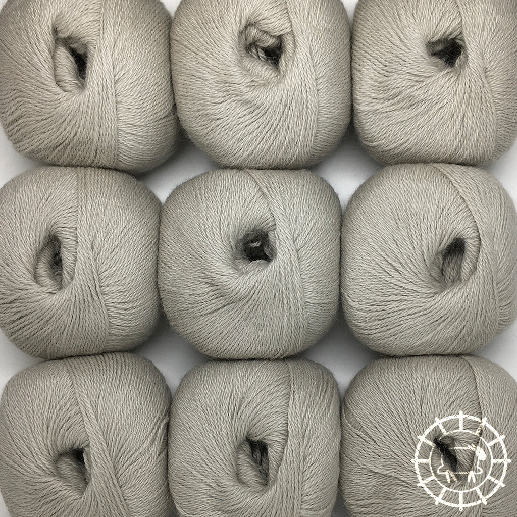 Woolpack Yarn Collection Baby Alpaca Fingering – Fumée