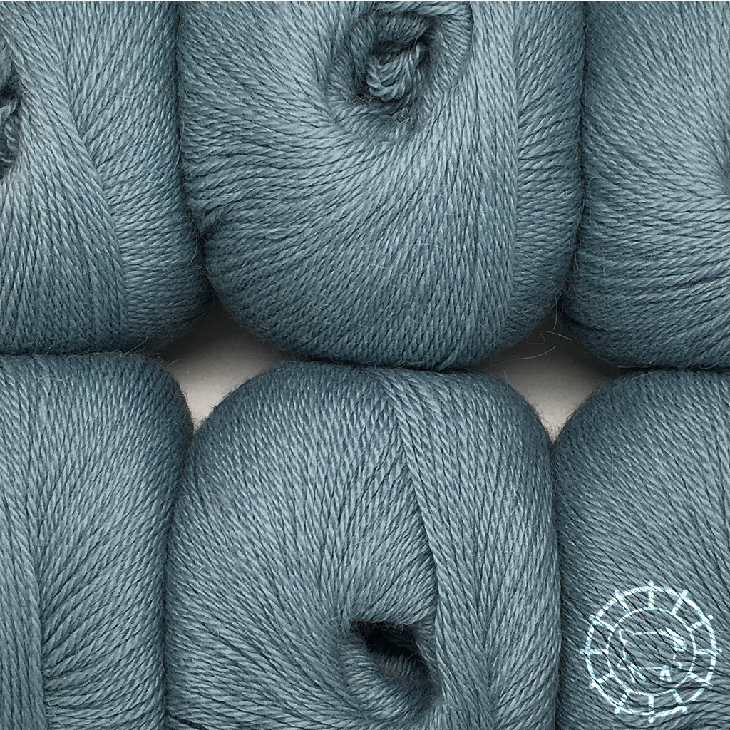 Woolpack Yarn Collection Baby Alpaka Fingering – Eis