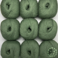 Woolpack Yarn Collection Baby Alpaca DK – Vert kaki, dernières pelotes