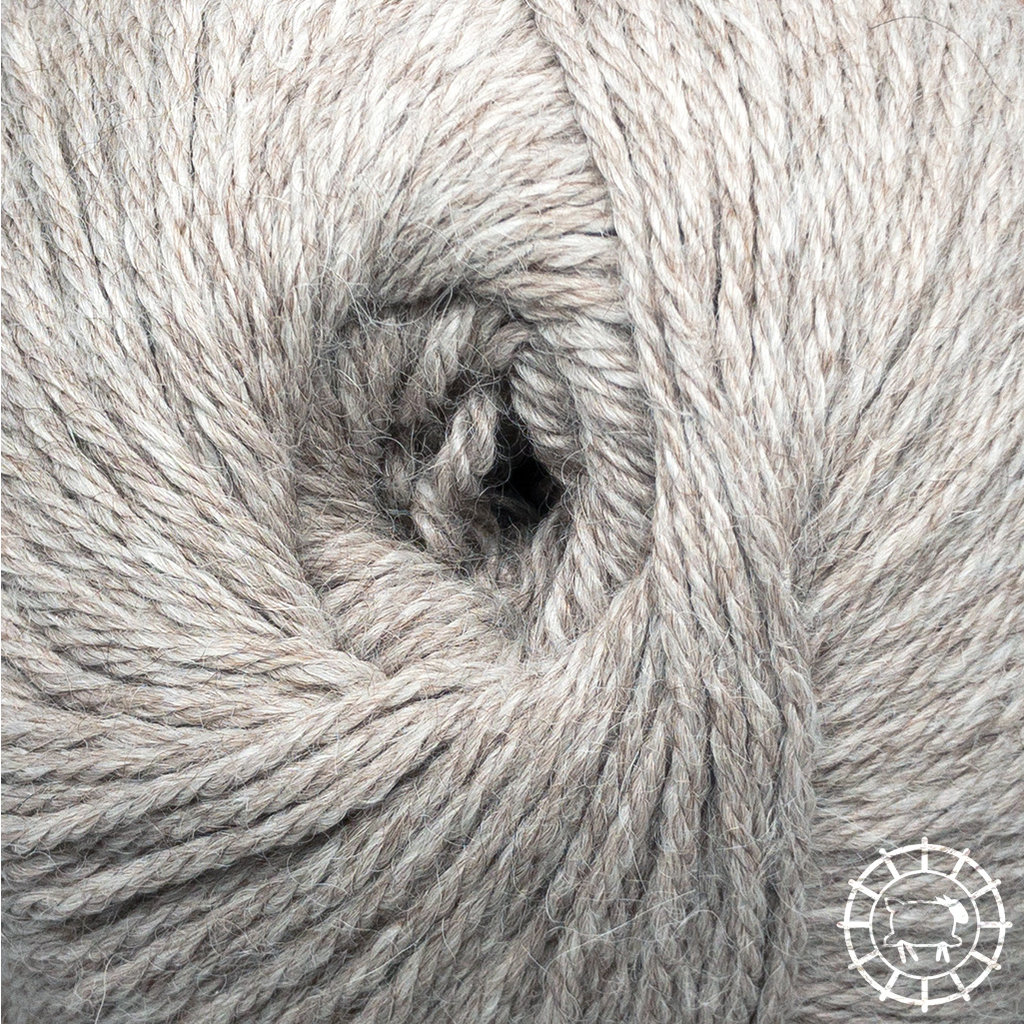 Apu Kuntur  Alpaca Regular – Plage