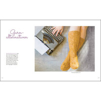 Stiebner Verlag Zauberhafte Lace-Socken – Feine Lochmuster stricken in drei Garnstärken