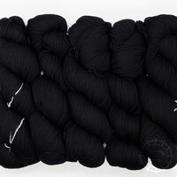 Malabrigo Yarn Arroyo – Black