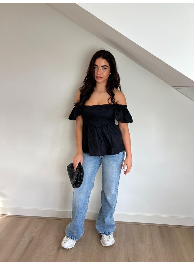 RUFFLE TOP “KYLA” ZWART