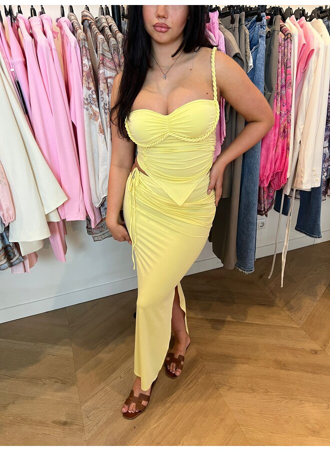 ''THE PERFECT HOLIDAY IN BUTTER YELLOW''