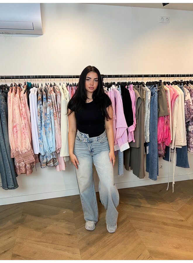 CROSS OVER LIGHT JEANS