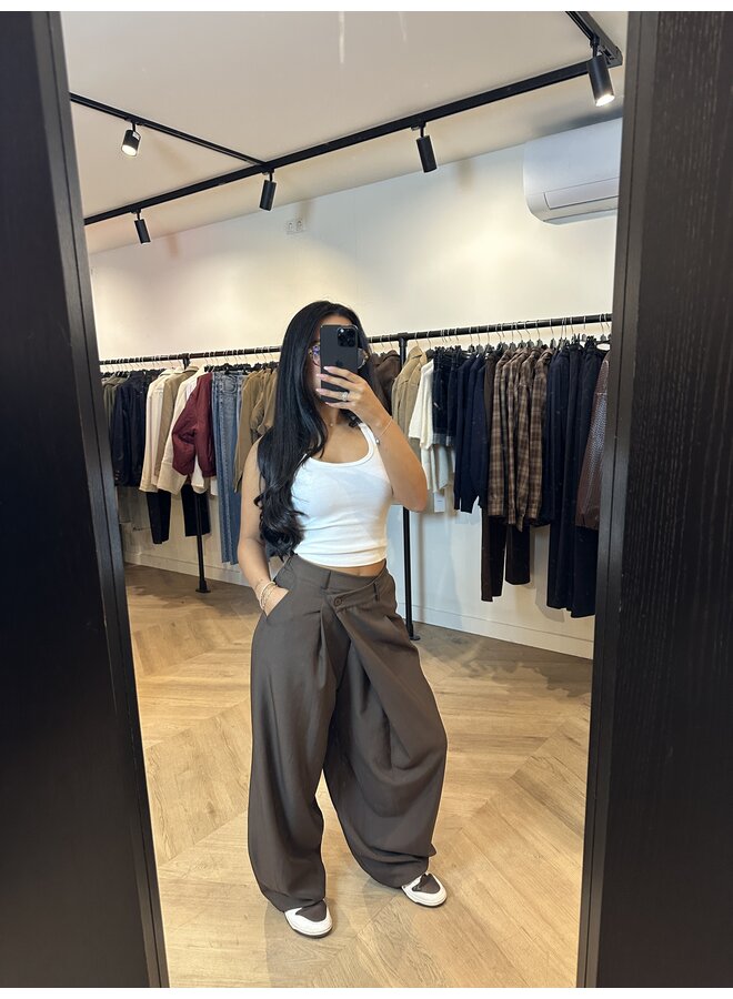 OVERSLAG PANTALON (PETITE LENGTH) CHOCO PRE-ORDER KOMT 25-10 BINNEN