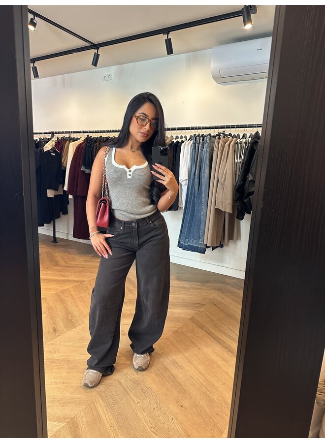 BASIC GREY/WHITE TOP