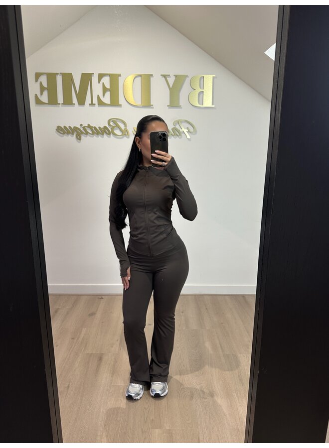 FIRMING SPORTSET FLARED BRUIN