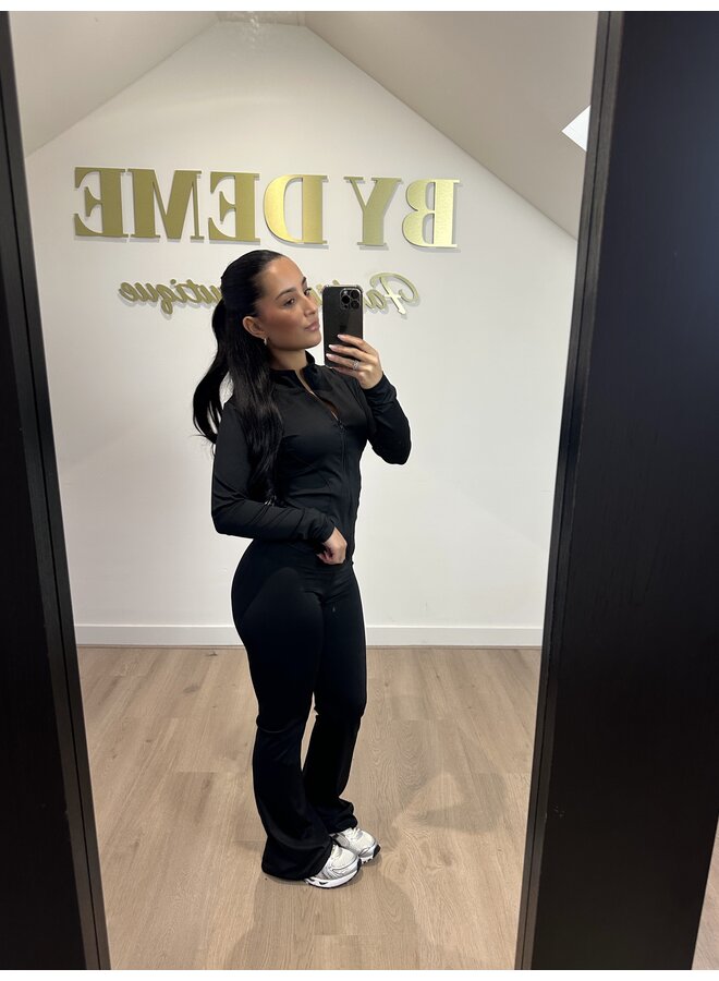 FIRMING SPORTSET FLARED ZWART