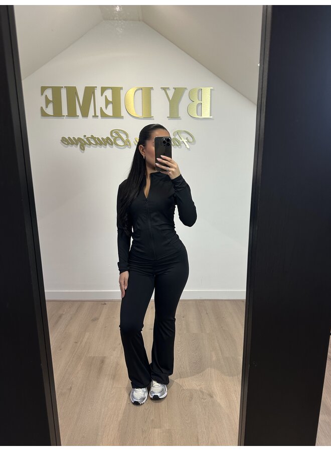 FIRMING SPORTSET FLARED ZWART