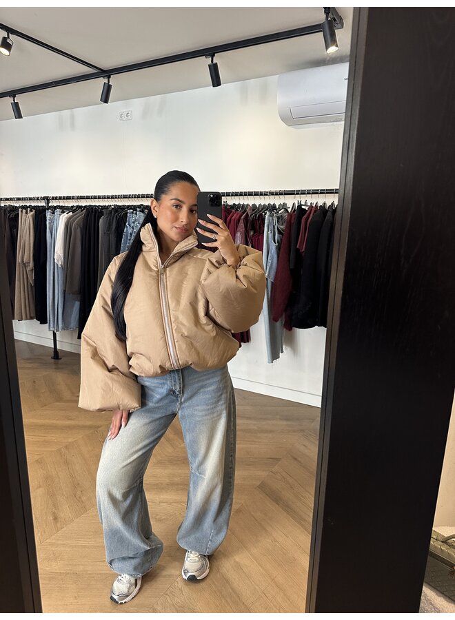 PUFFY ALWAYS GOOD BOMBER CAMEL