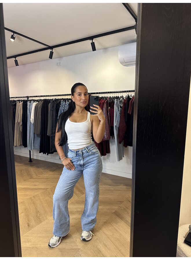 EXTRA TALL STRAIGHT LEG LIGHT WASH