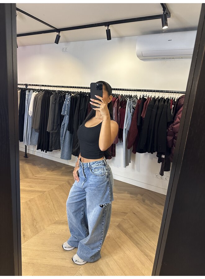 CUT OUT JEANS STRAIGHT LEG