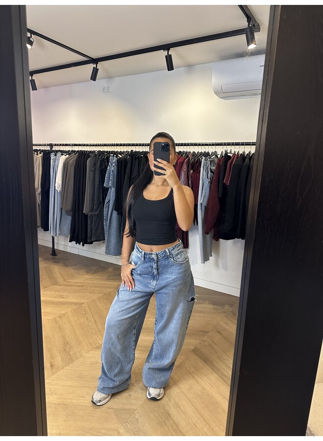 CUT OUT JEANS STRAIGHT LEG