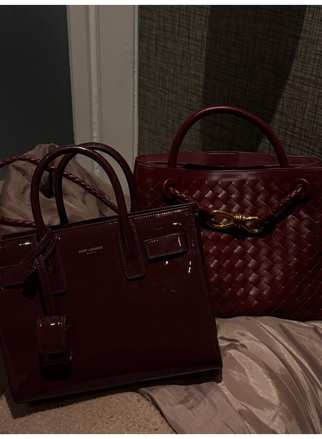 ADRIANA HAND BAG BORDEAUX ROOD