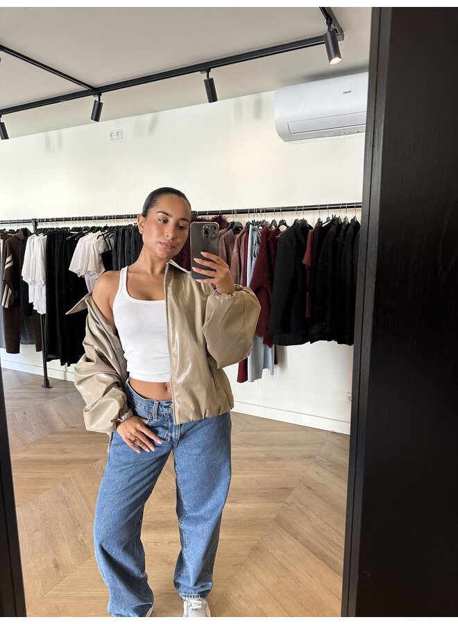 OVERSIZED LEATHER JACKET BEIGE (10 cm langer dan vorige)