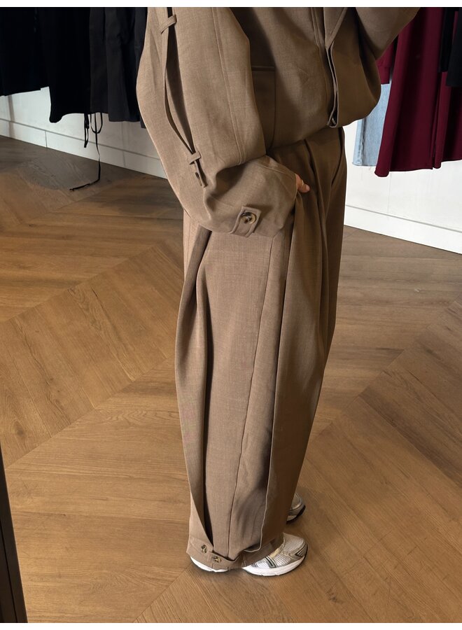 SMALL DETAIL PANTALON CAMEL (deel van set)