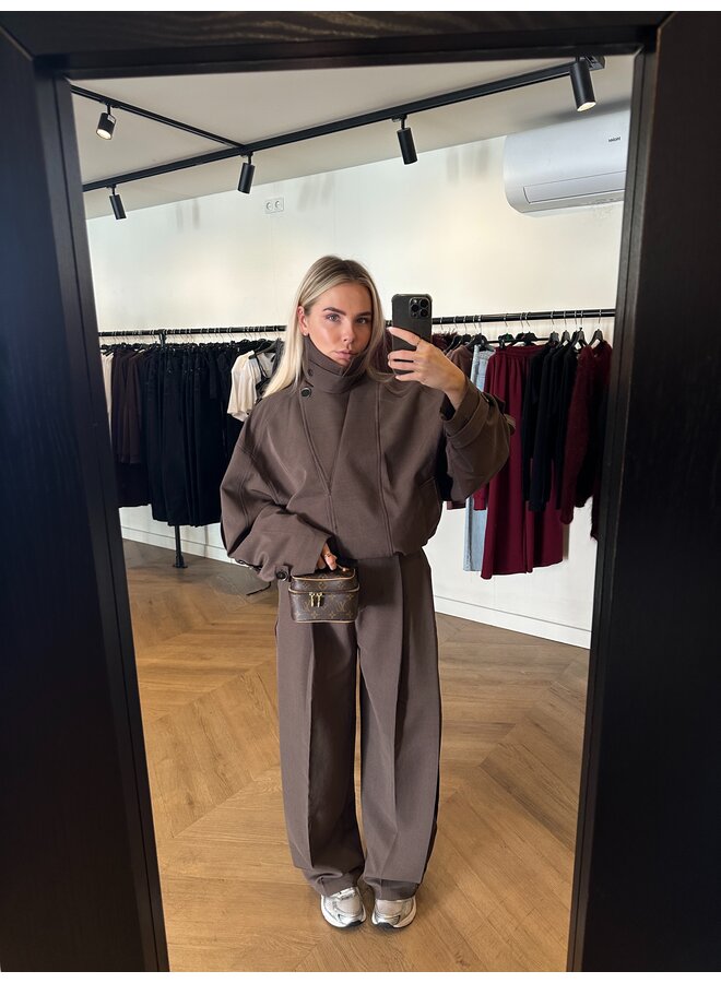 ''MOLLY'' DETAIL JACKET CHOCO (deel van set)