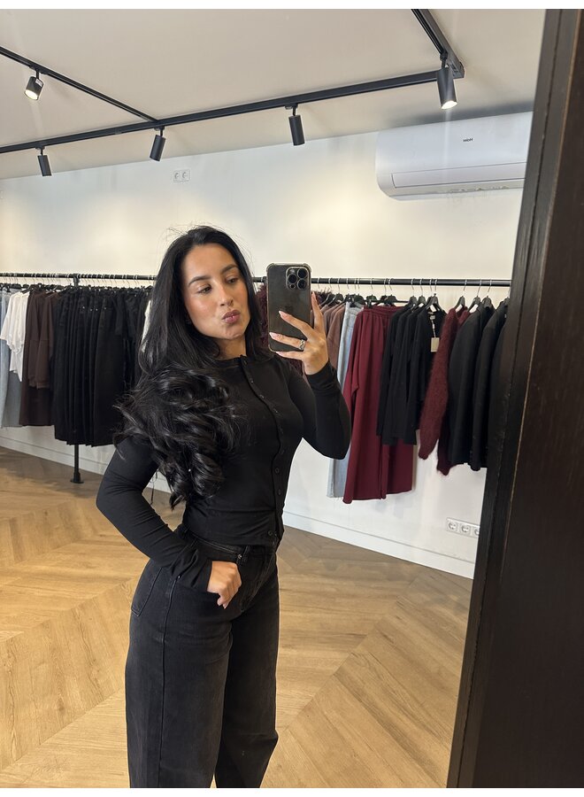 BUTTON TOP ZWART
