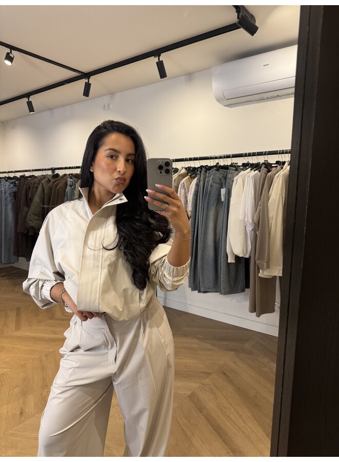 TECHNICAL JACKET BEIGE (deel van set)