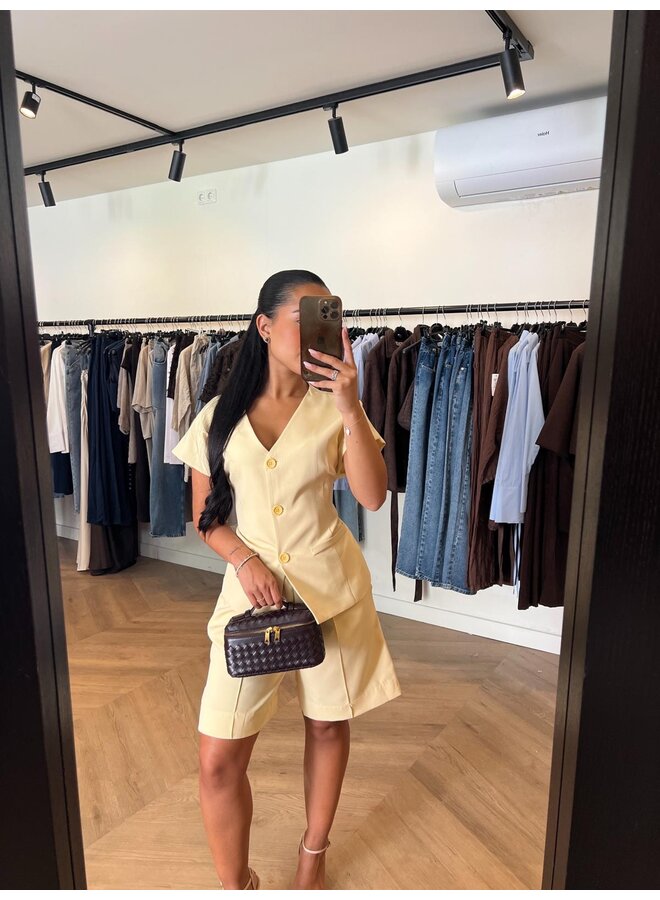 BUTTER YELLOW SET