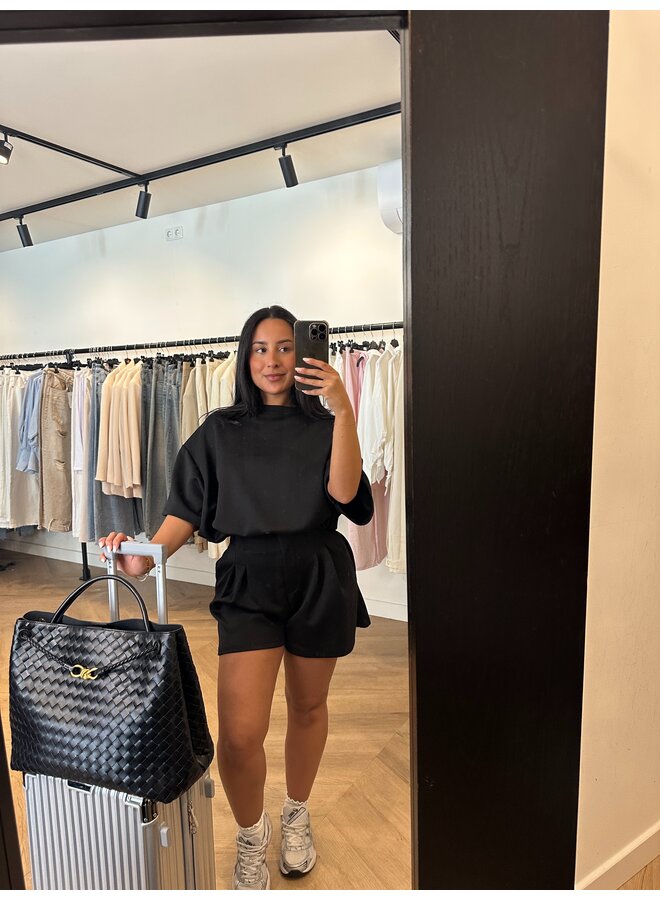 SHORT ''LIV'' JOGGING TWO PIECE ZWART