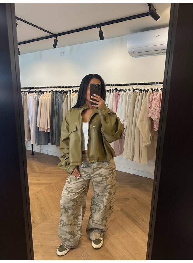 AMBIKA JAEL MATCHA BOMBER