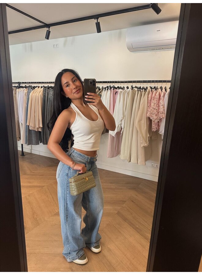 LOW WAIST BAGGY JEANS
