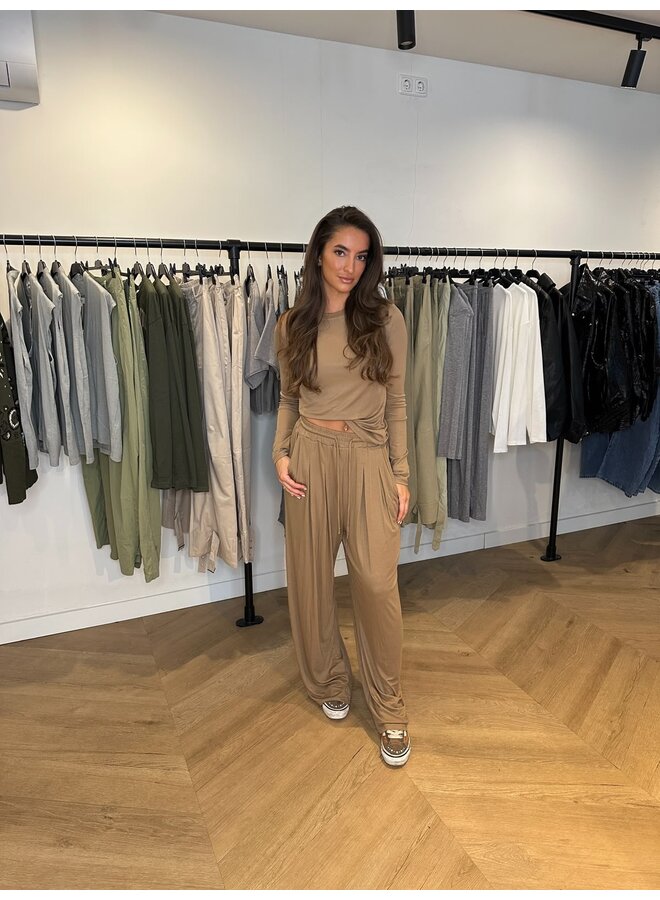 ''FENNA'' JOGGING SET CAMEL