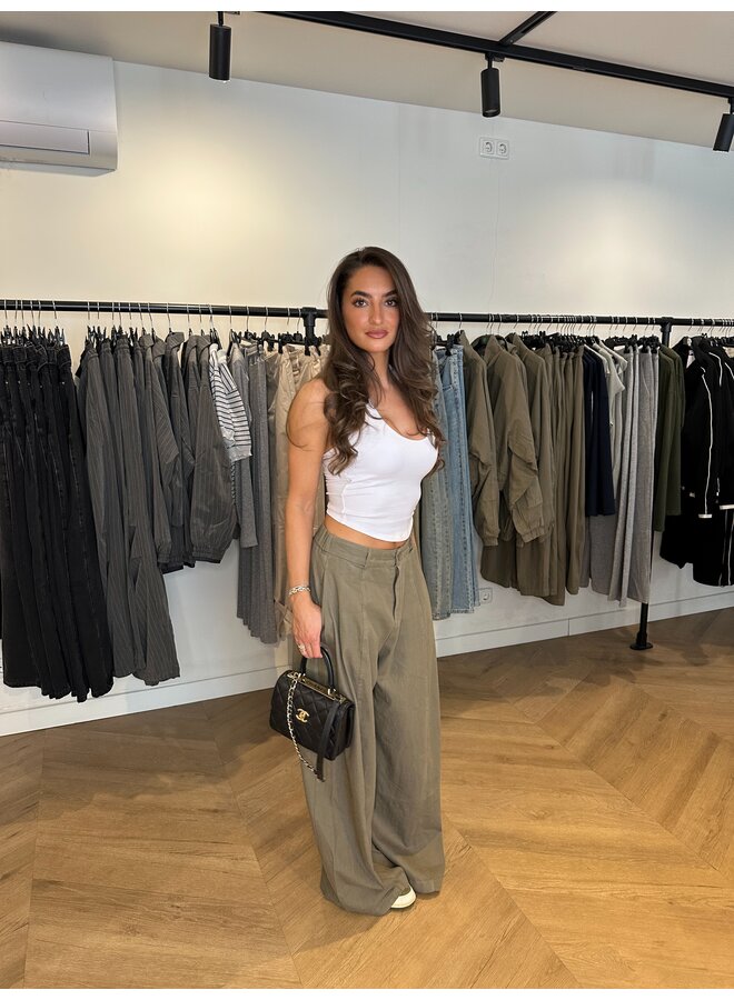 KHAKI 'JANNA' PANTALON (deel van set) Pre-order dinsdag 22 sept