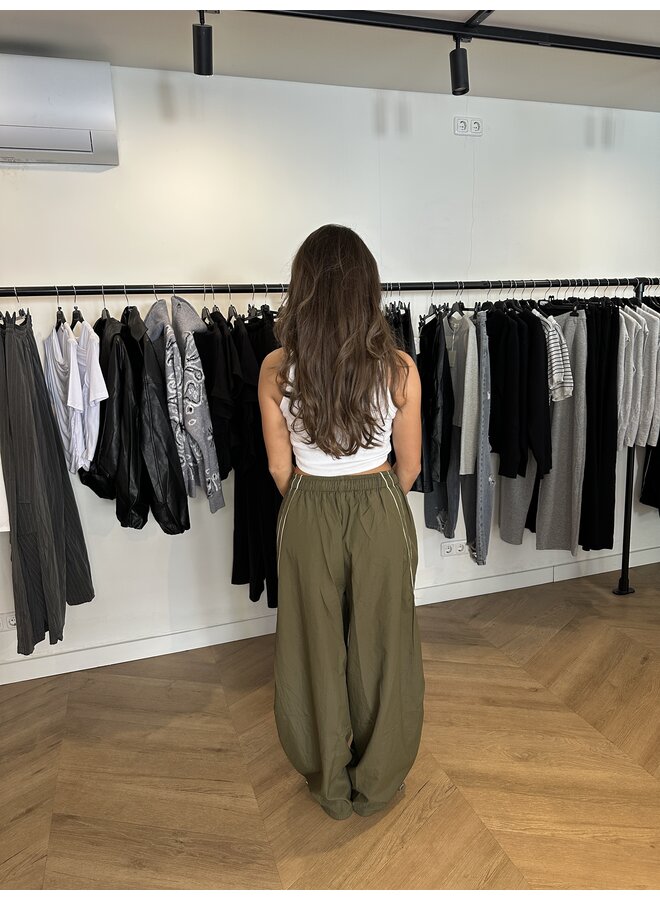 LINING TRACK PANTS ARMY (Deel van set)