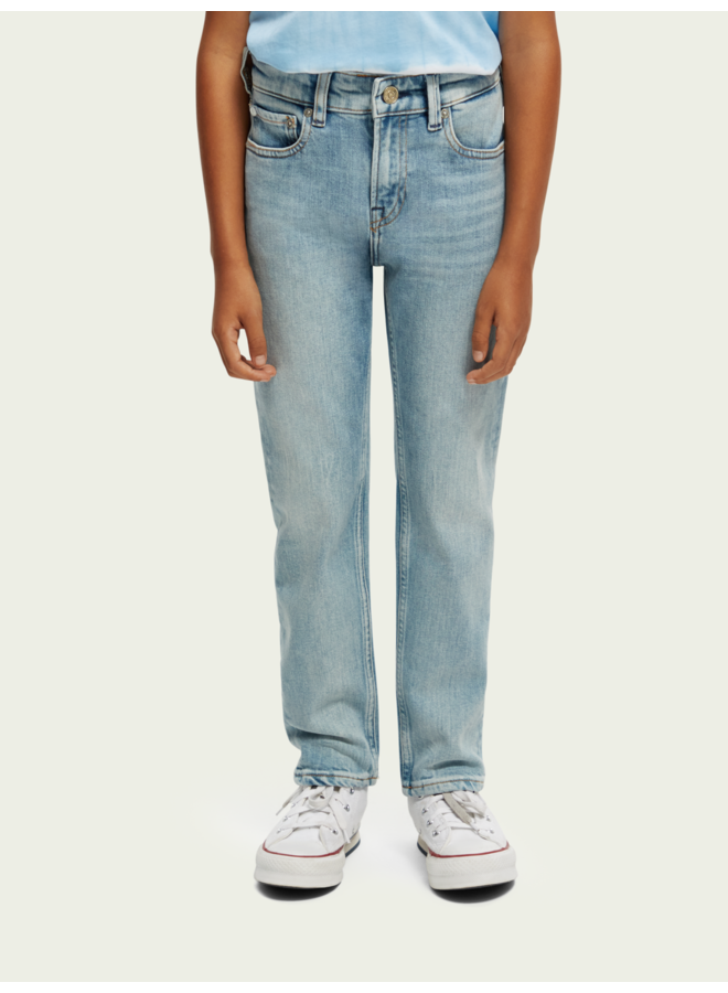 S&S dean loose tapered jeans biocotton clear path