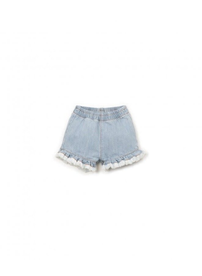 Play up denim shorts