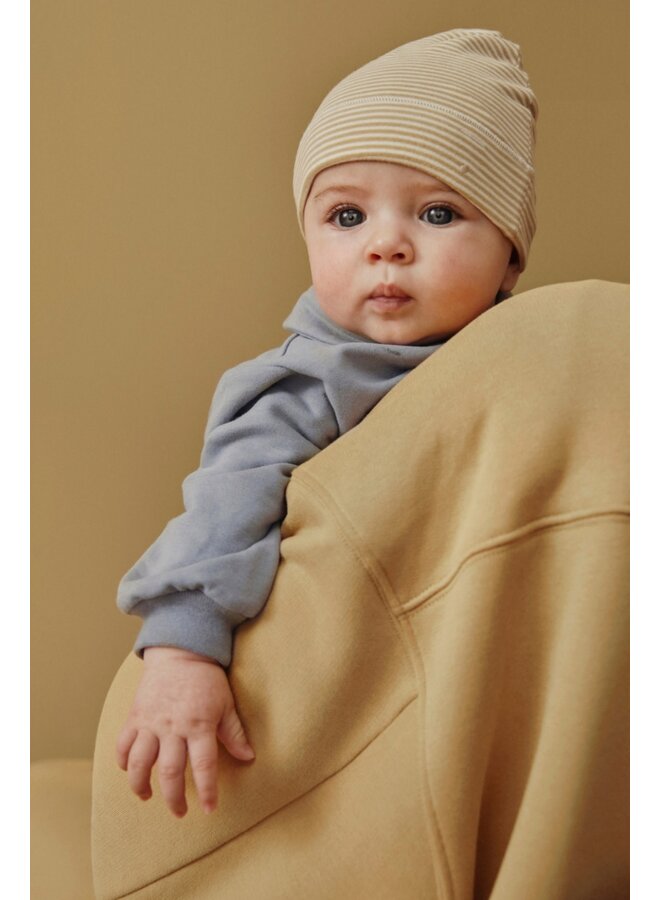 Gray label baby beanie cookie/cream