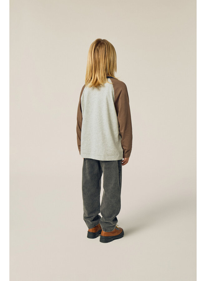 The campamento bicolor patches denim trousers grey