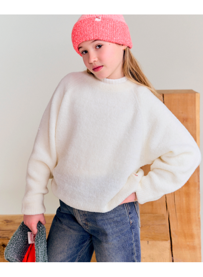 AO76 betty c-neck sweater ivory