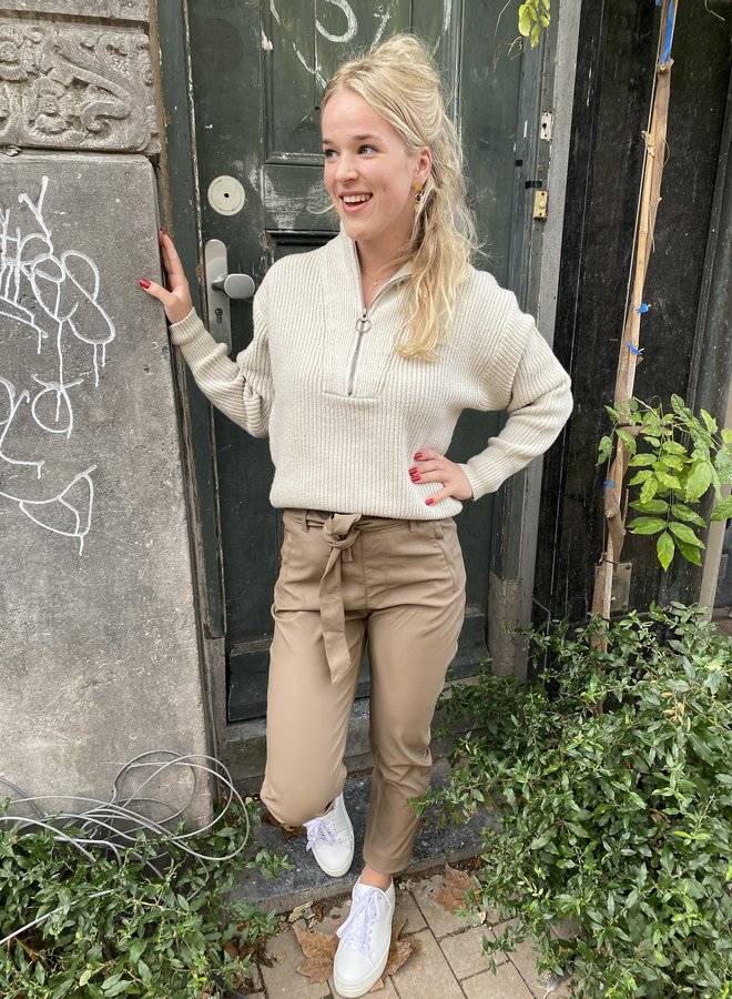 Knit-ted frida pants latte