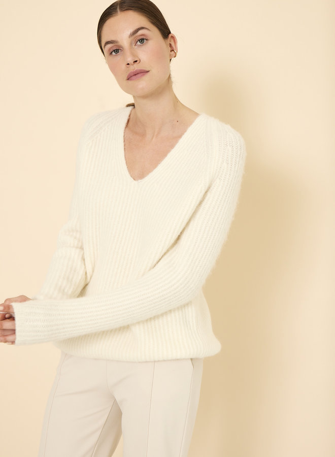 Knit-ted sara pullover ivory